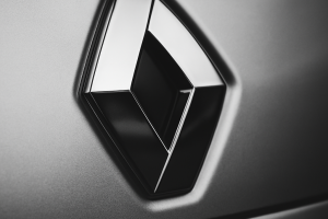 Cómo reclamar dinero por el cartel de coches de Renault